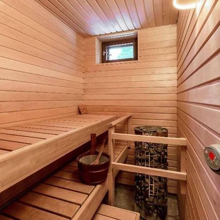 Kaunis Valoisa 3 Krs Pikkukaksio Vantaa Koivukylae Daire Dış mekan fotoğraf